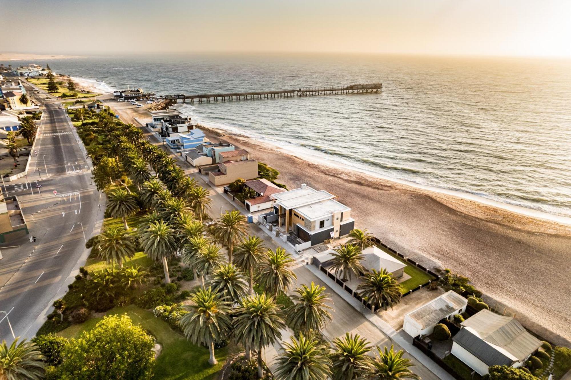 Swakopmund Seafront Cottage Exterior photo